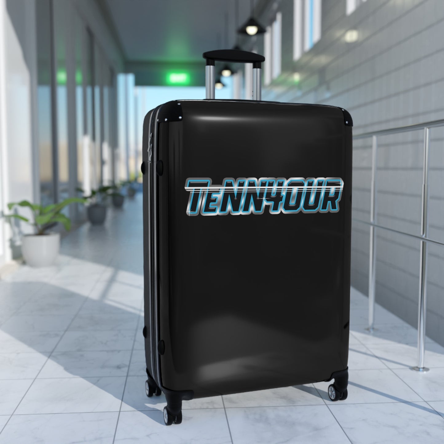TeNN4OUR Suitcase